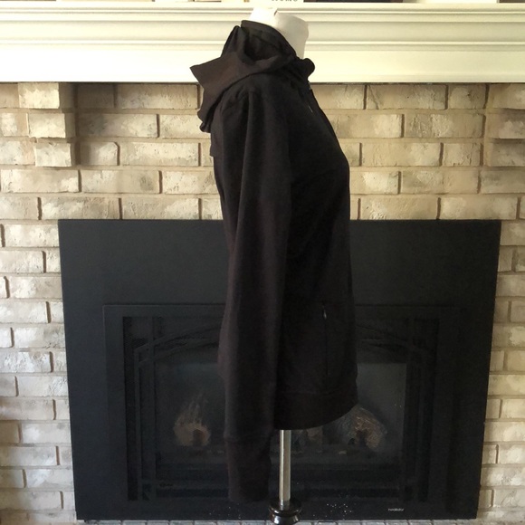 Fabletics Black Front Zip Hooded Thumb Holes Jacket size Small - Picture 11 of 16
